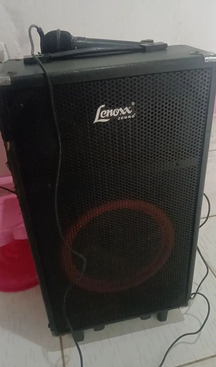 Caixa de Som Lenox Com microfone amplificada