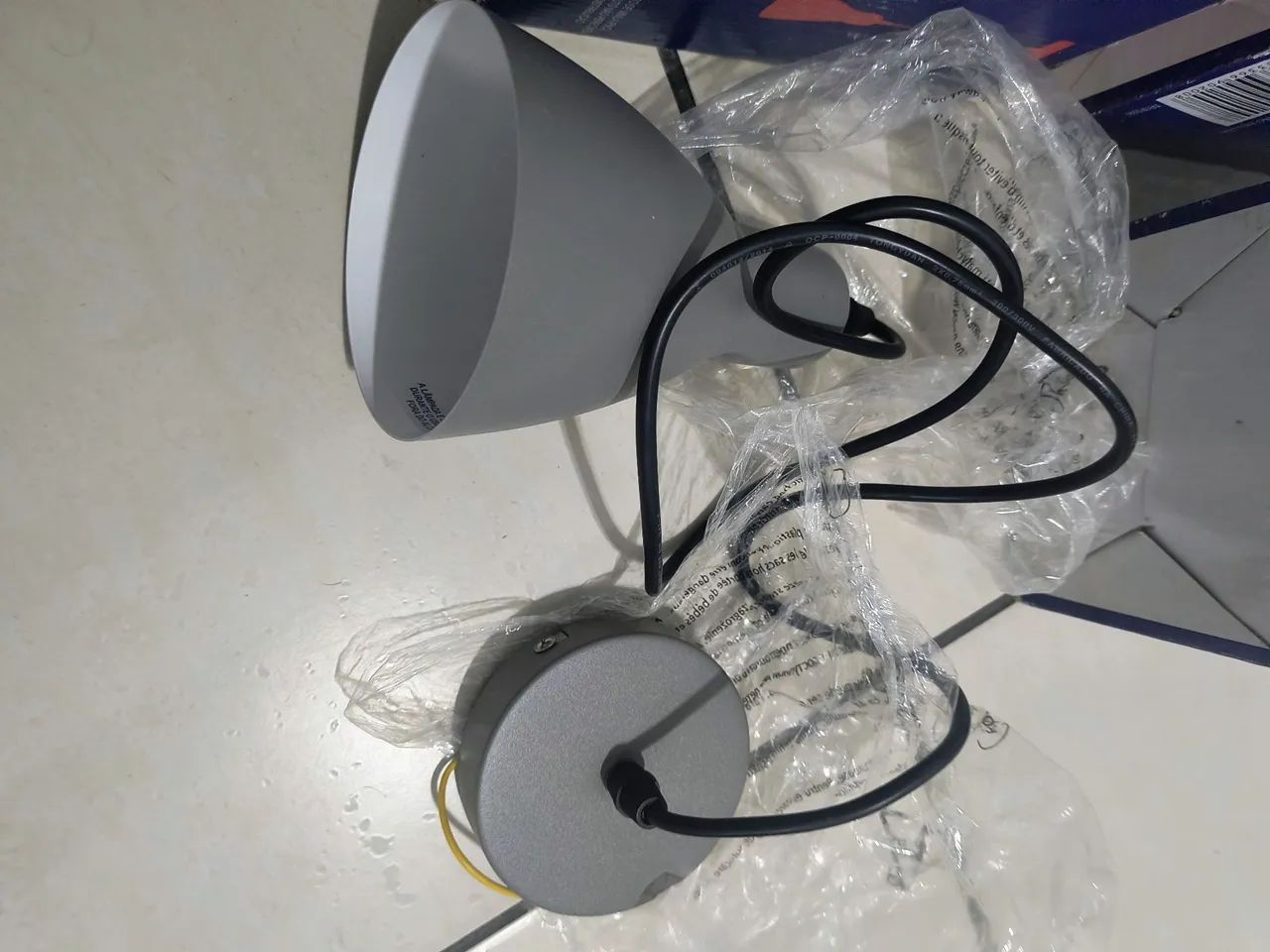 3 Caixas Luminárias Pendentes Novas - Foto 3