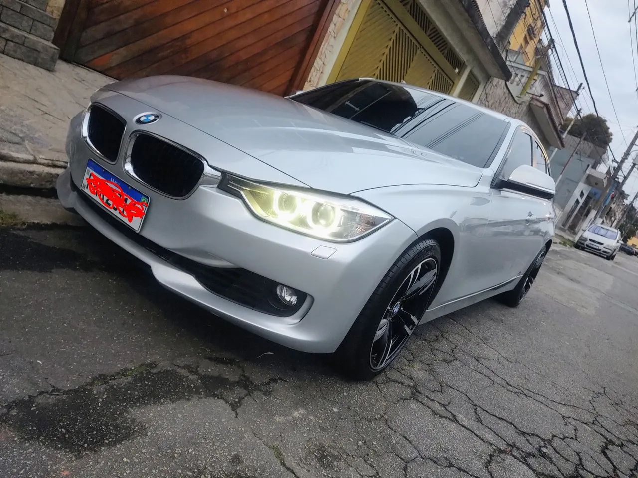 BMW 320I A 2.0 Turbo/activeflex 16V 184cv 4P 2014