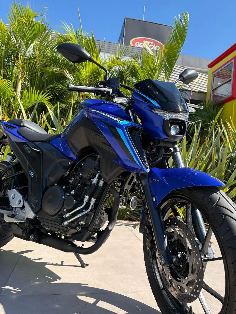 YAMAHA FZ25 2025 - Foto 4