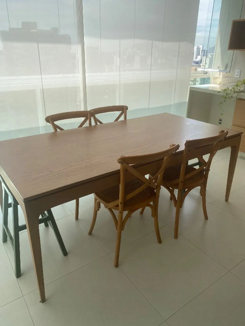 Mesa de jantar retangular de lâmina natural Carvalho -Líder 
