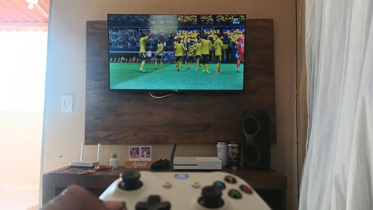 Xbox one s 1050 - Foto 2
