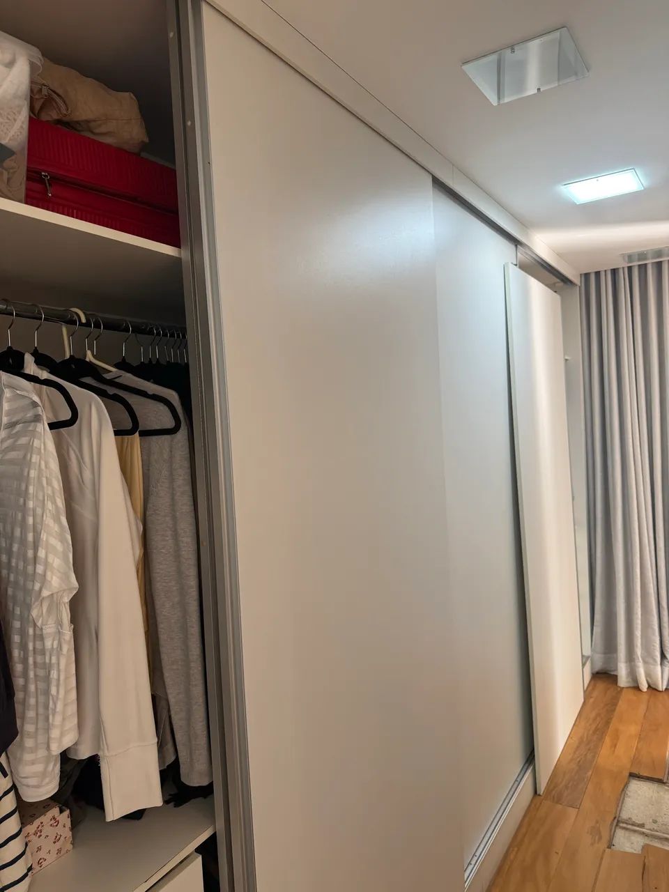Guarda Roupa grande e sapateira  - Foto 2