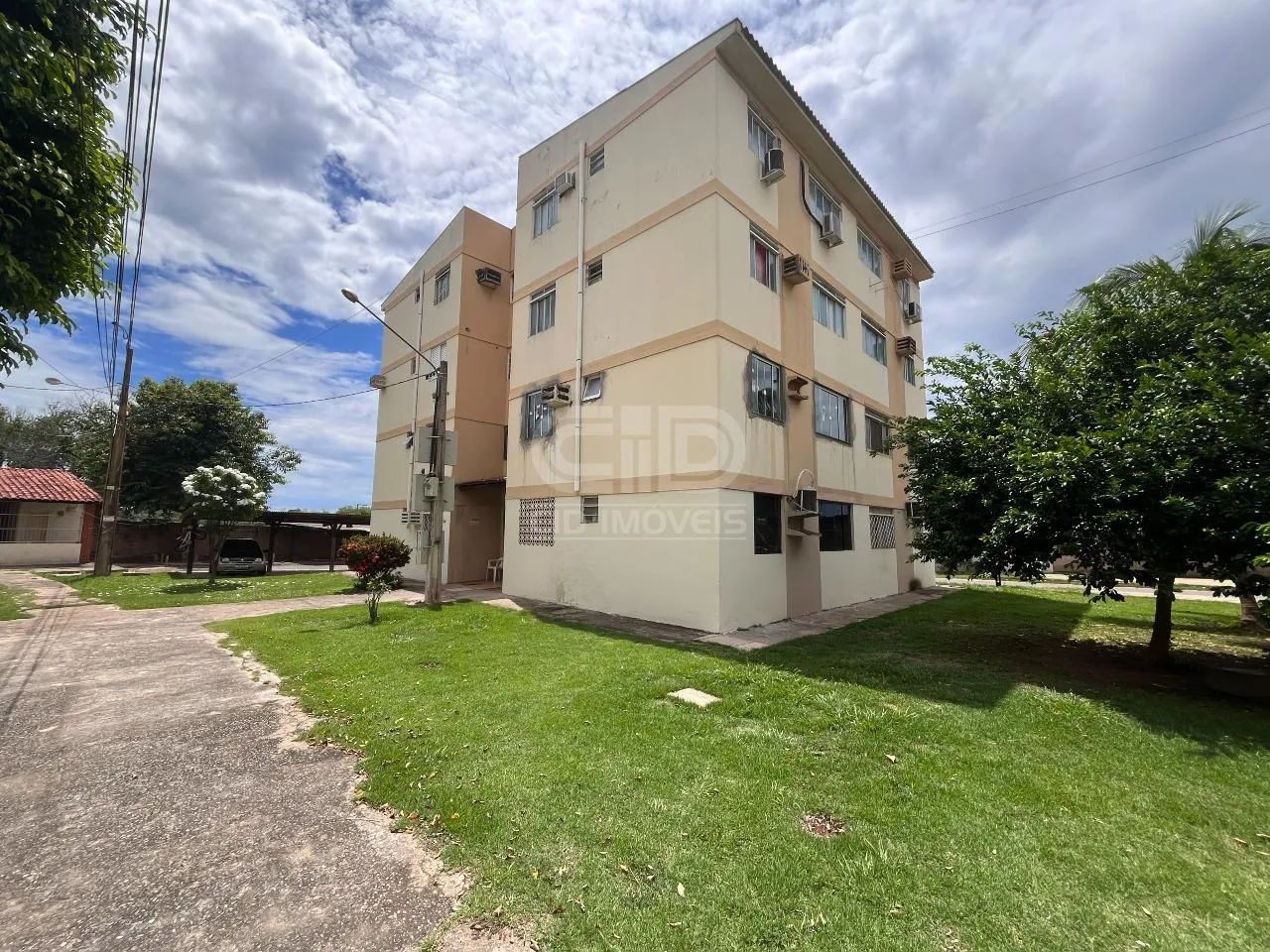 Apartamento à venda com 2 Quartos no Residencial Paiaguas - 47m²
