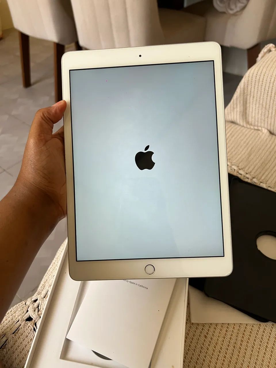 iPad 8 novinho  - Foto 2