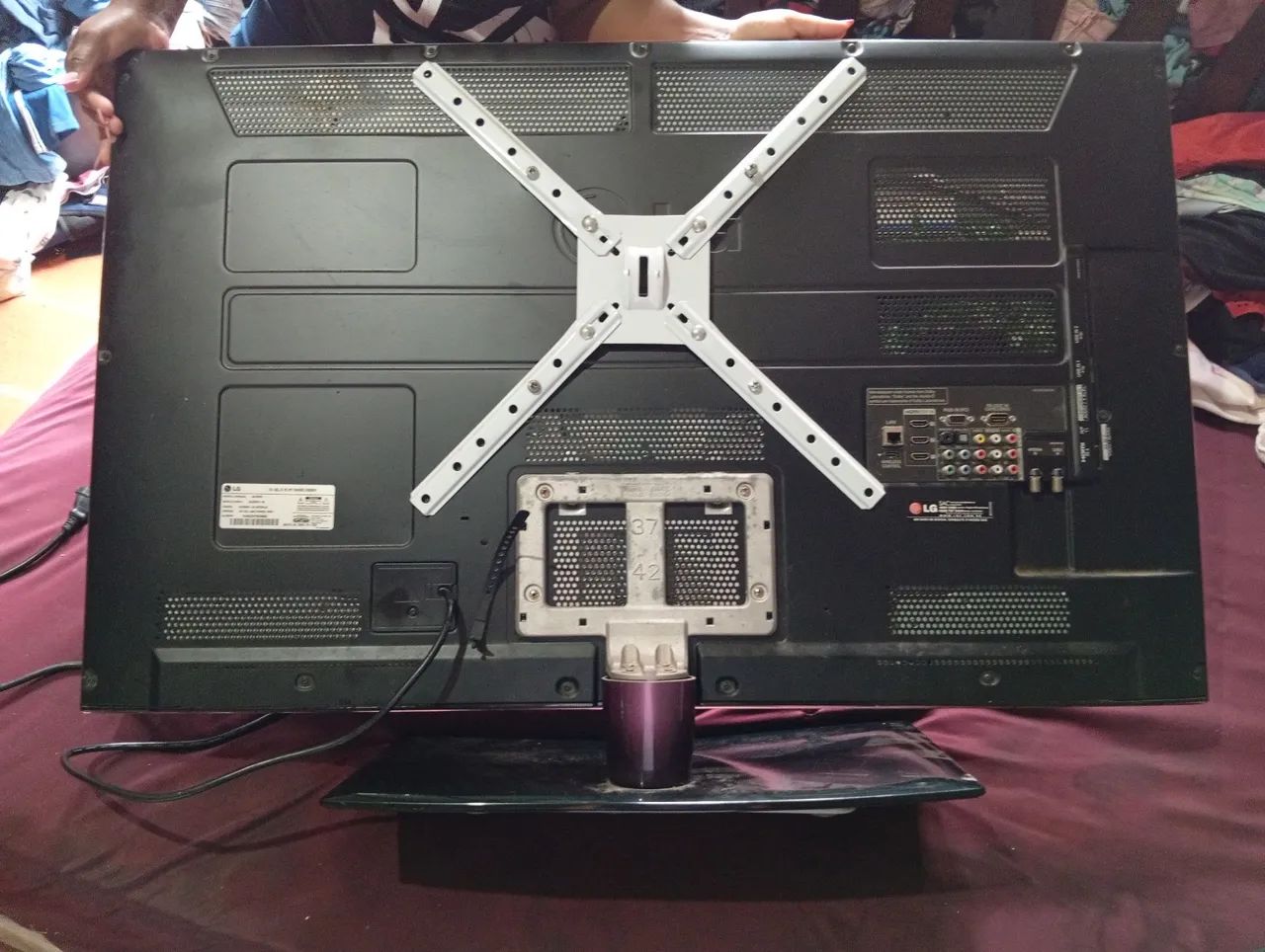 Tv LG com defeito, leia o anúncio  - Foto 2
