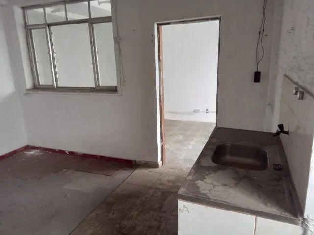 Realengo Sobreloja  236 m2 Estrada da Agua Branca.Desocupada.  - Foto 4