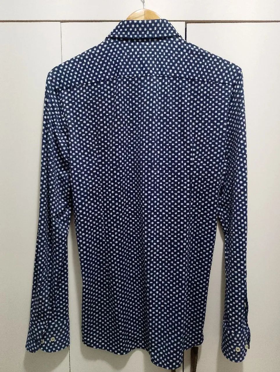 Camisa Hugo Boss slim fit 38  - Foto 3