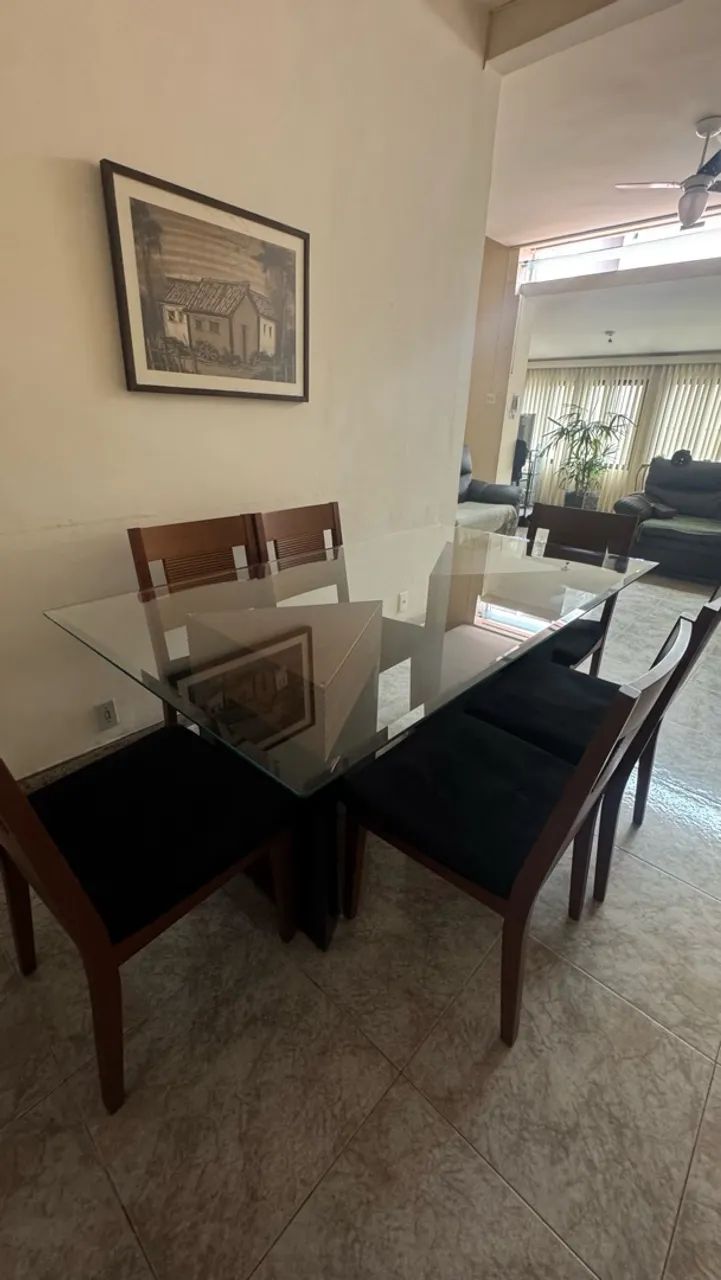 Mesa de Jantar em madeira com vidro - Foto 3