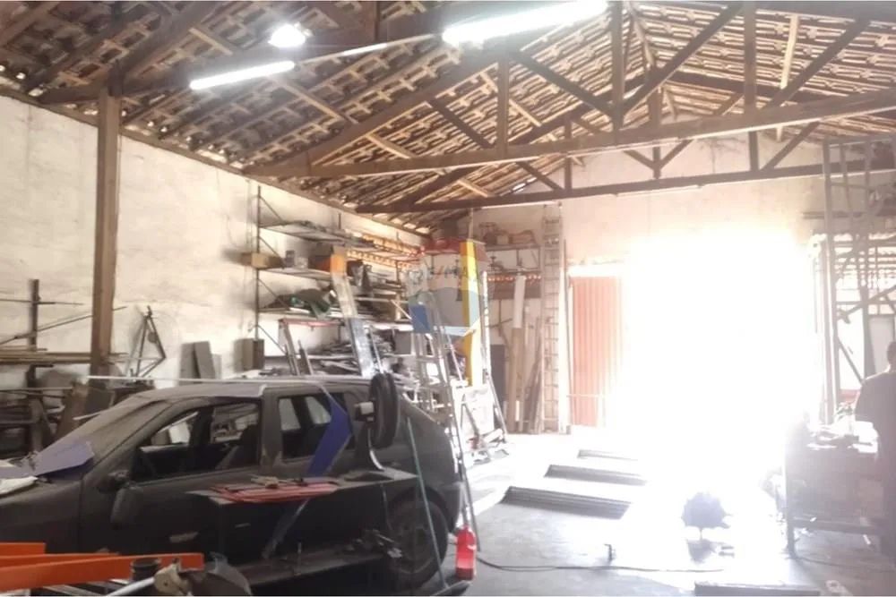 Galpão Comercial à Venda no Centro de Rondonópolis  Avenida Amazonas - Foto 3