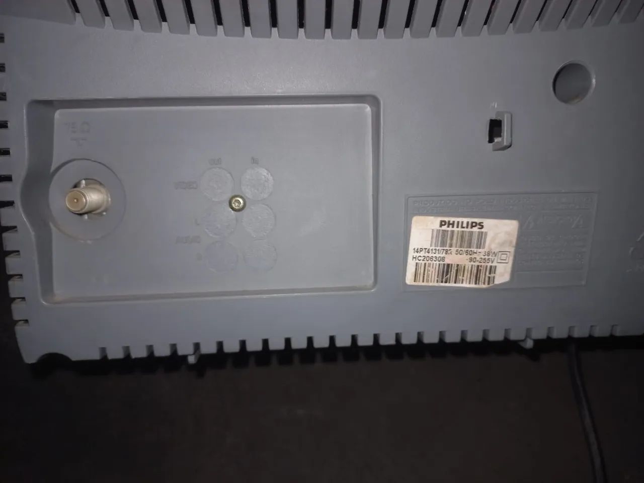 TV Philips de tubo 14 polegadas - Foto 2