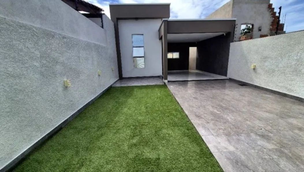 Casa Nova á Venda no Bairro Salgadinho-Patos PB