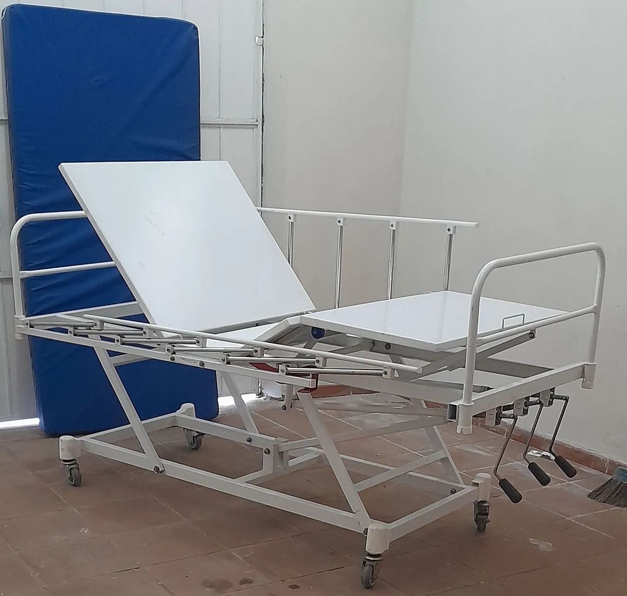 Cama Hospitalar e movimentos