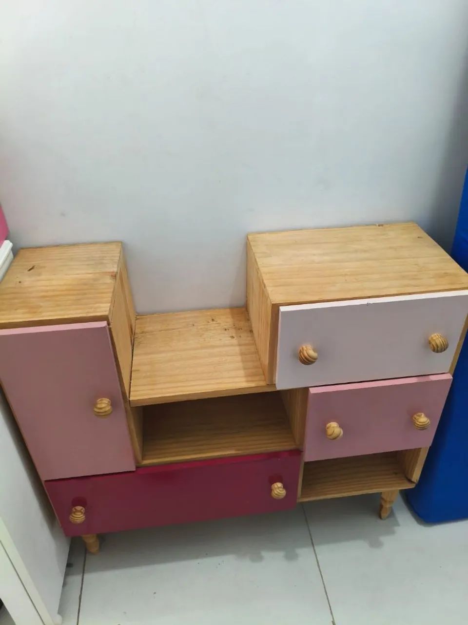 Vendo cômoda rosa - Foto 2