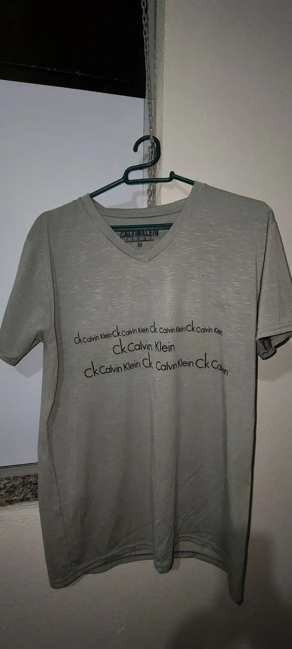 Kit 07 blusas masculinas usadas - tamanho M