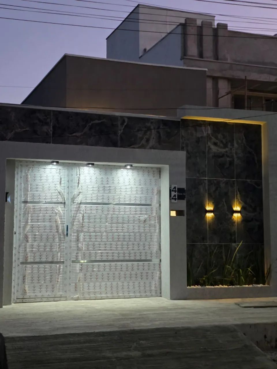 Maraponga, Condomínio Ouro Verde, Casa plana com 03 suítes, deck com hidromassagem - Foto 4