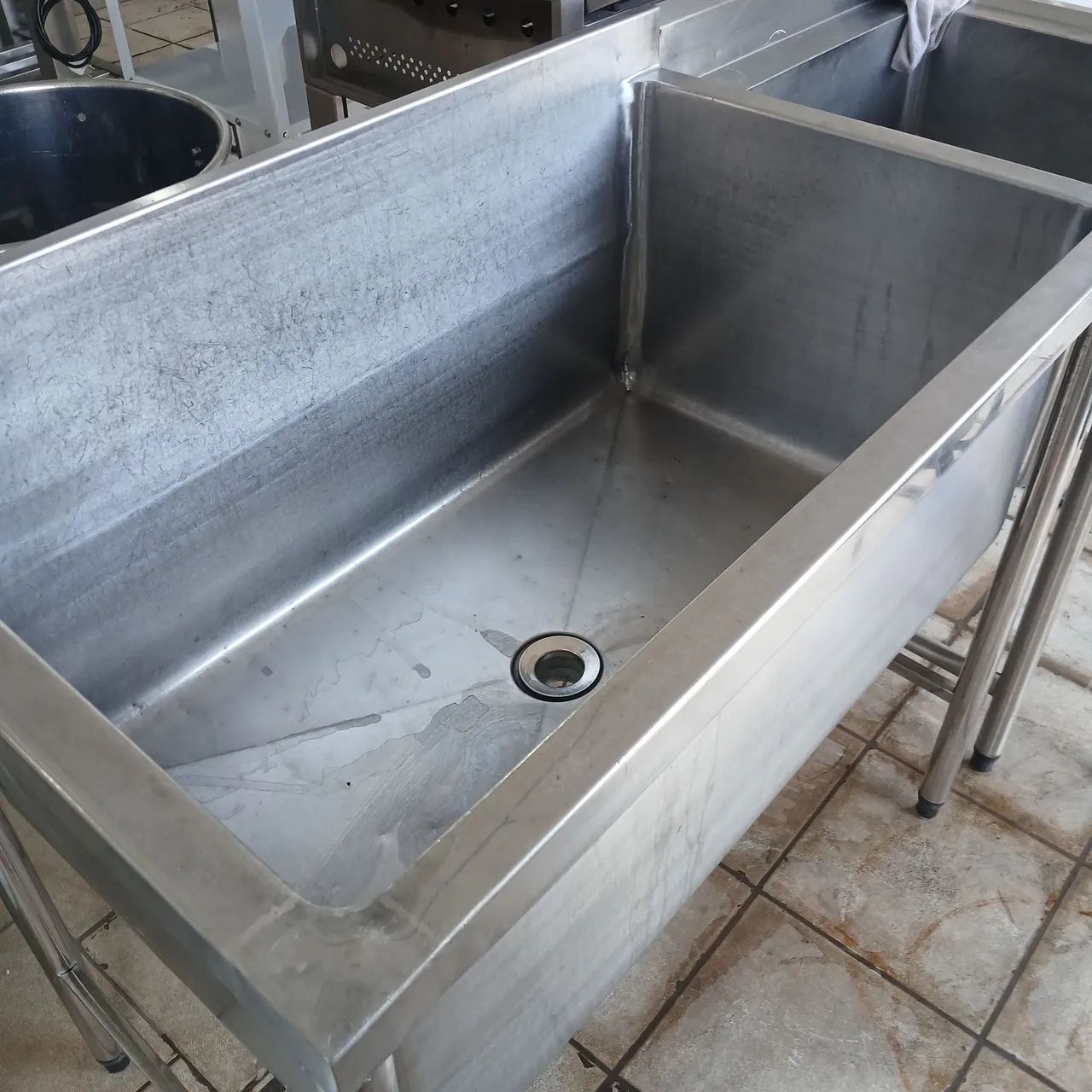 Tanque total inox medida 100X60 