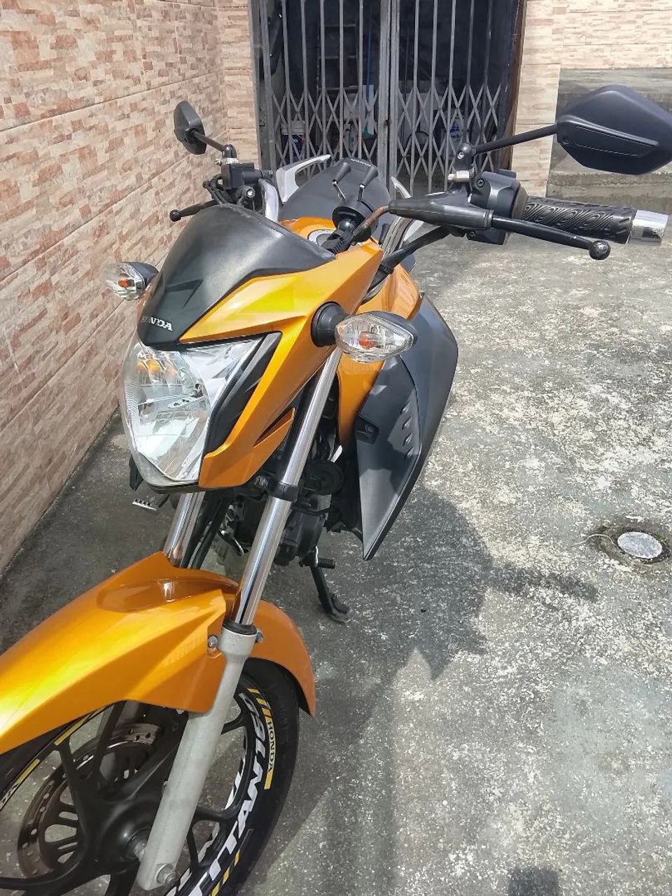 Vendo ou troco por 150 mais volta  - Foto 4