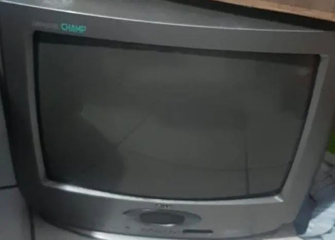 Televisão  de tubo 