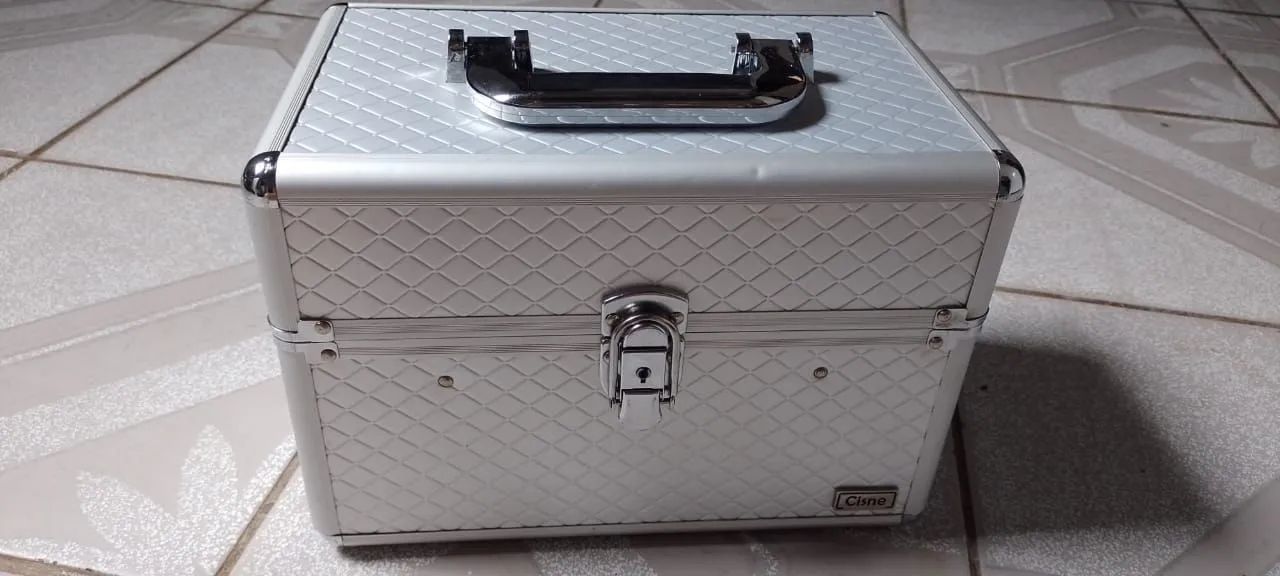 Vendo maleta de maquiagem 
