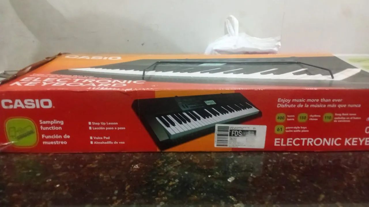 Teclado Casio electronic 