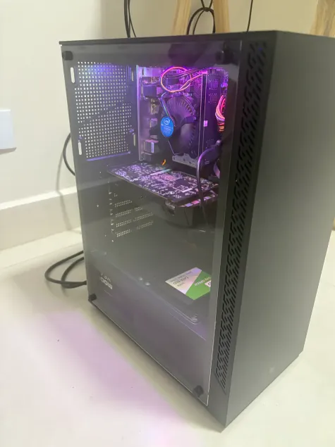 Kit Gamer Intel i5 9600K + Asus Z390-P + 16GB HyperX Fury - Peças