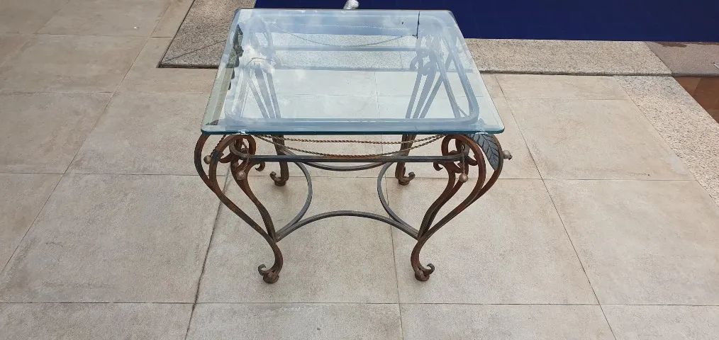 Mesa vidro e ferragem - Foto 2