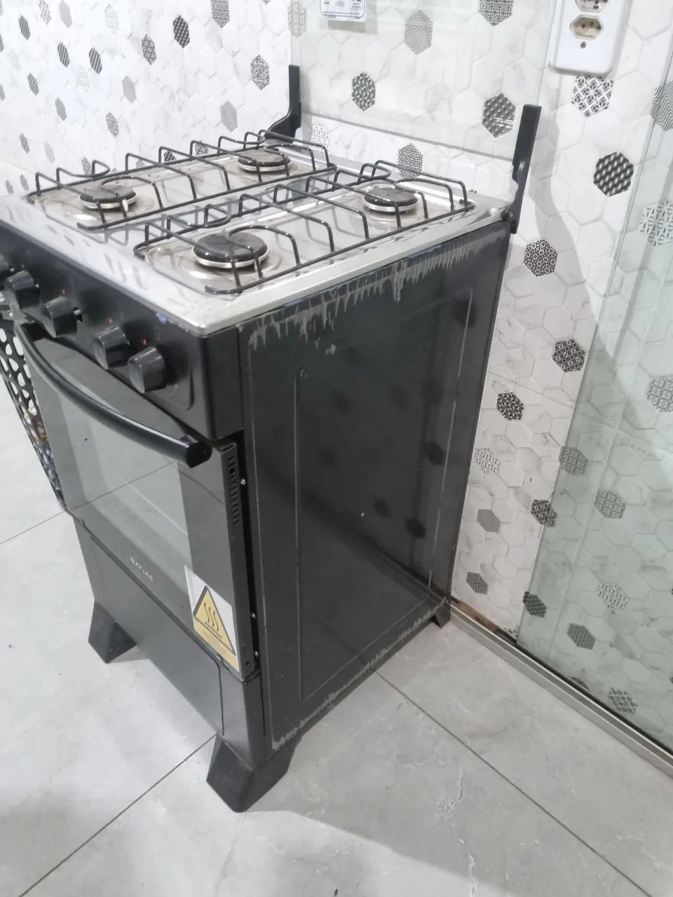 Vendo uma fogão 4 bocas - Foto 2
