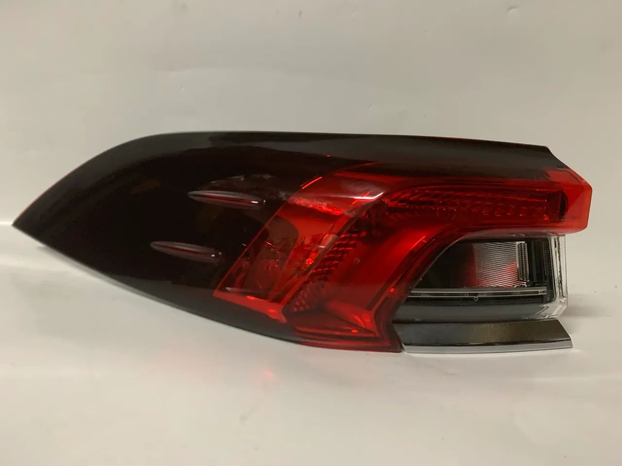 Lanterna Corolla sem Led esquerdo motorista  - Foto 3