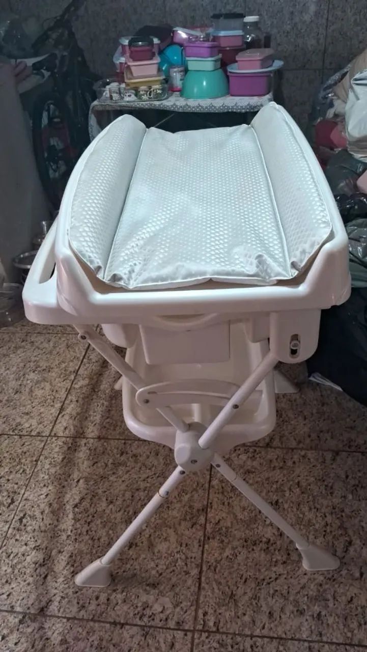 Banheira de bebê com trocador