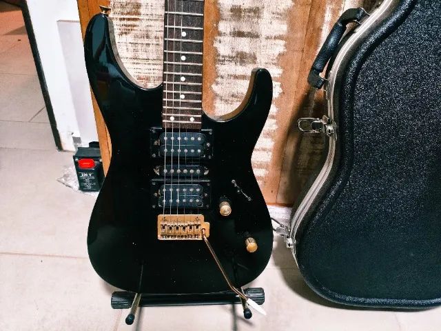 Guitarra Charvel By Jackson Stratocaster Japan - Instrumentos