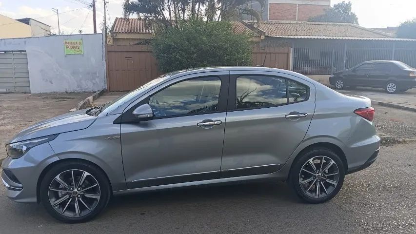 Fiat Cronos Precision 1.8 16V Flex Aut. 2019 - Foto 3