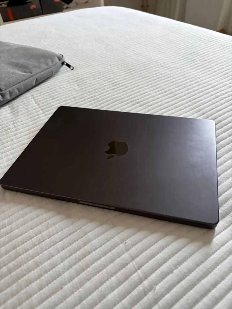 MacBook Pro A2992 M3 - Foto 3