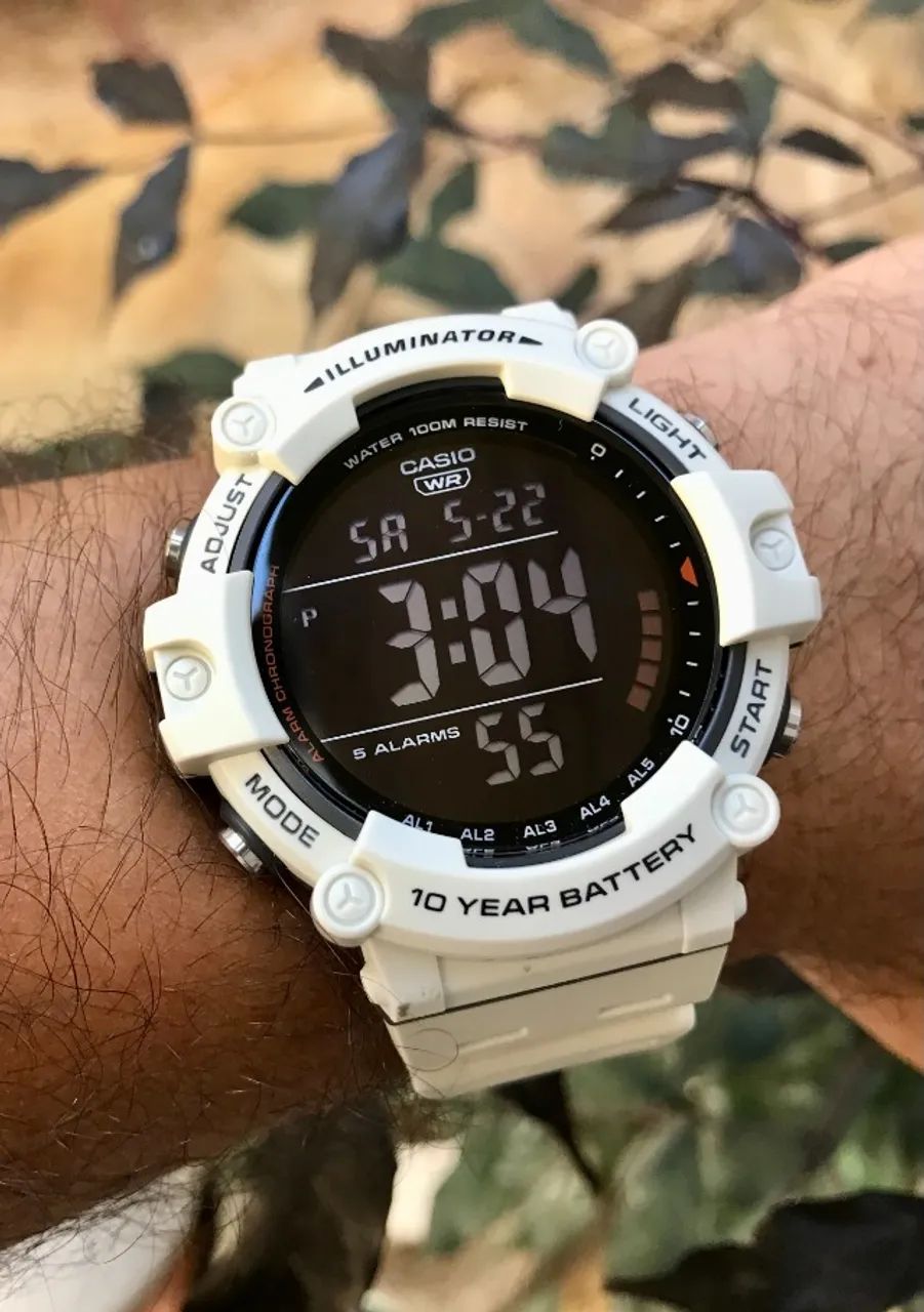 Relógio CASIO Standard AE-1500wh-8b2vdf