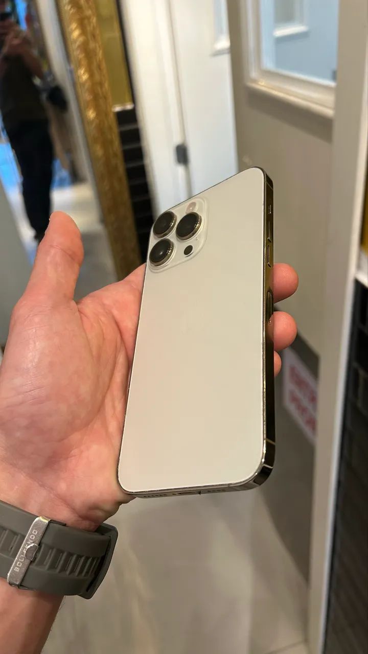 iPhone 14 Pro Max Dourado (oportunidade)  - Foto 2