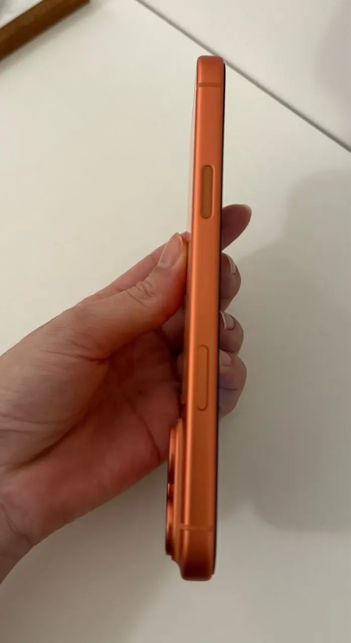 iPhone 17 pro Max laranja  - Foto 3