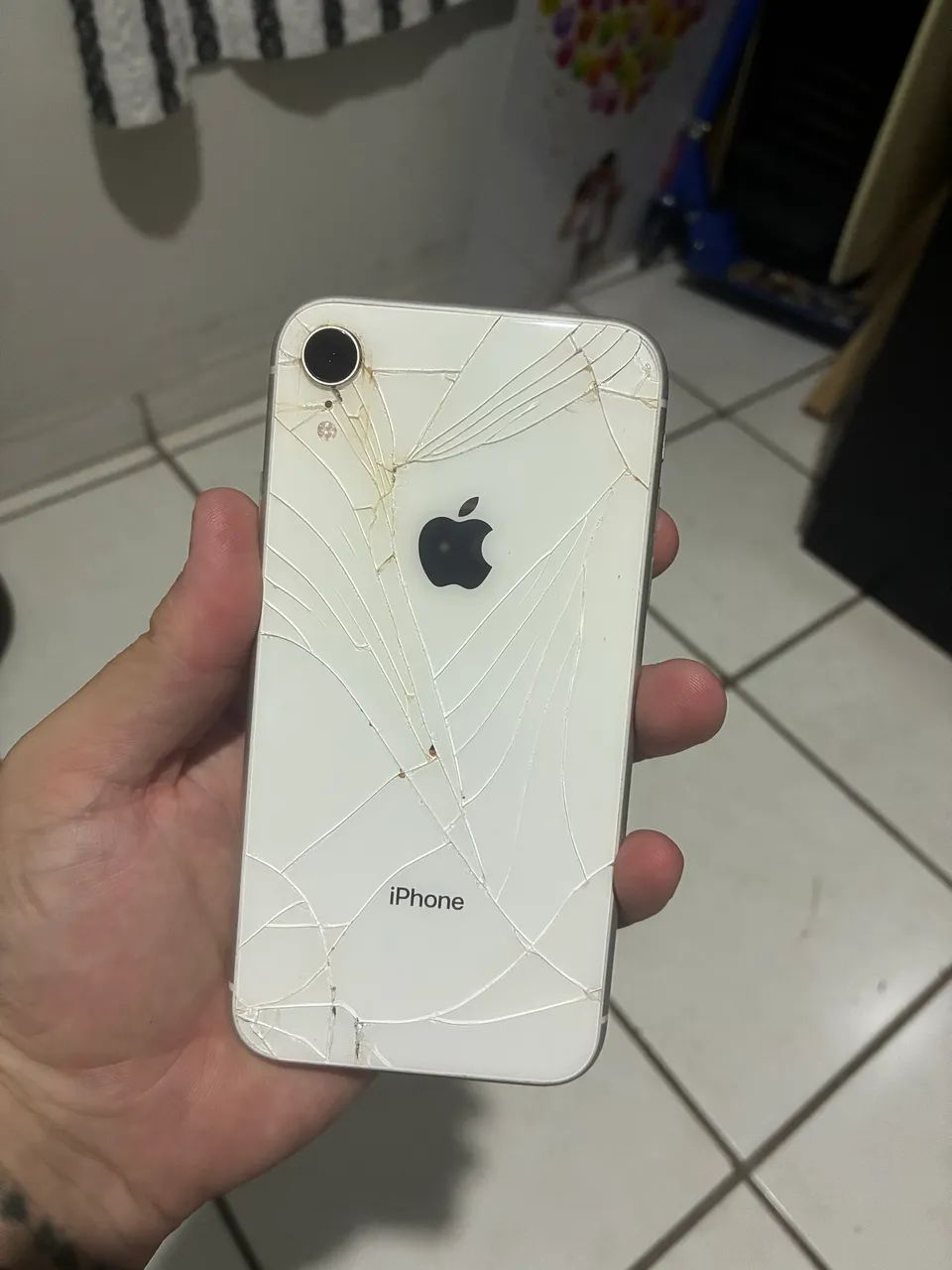 iPhone XR Branco - Funcionando Perfeitamente | Ótimo para Uso ou Reparo - Foto 4