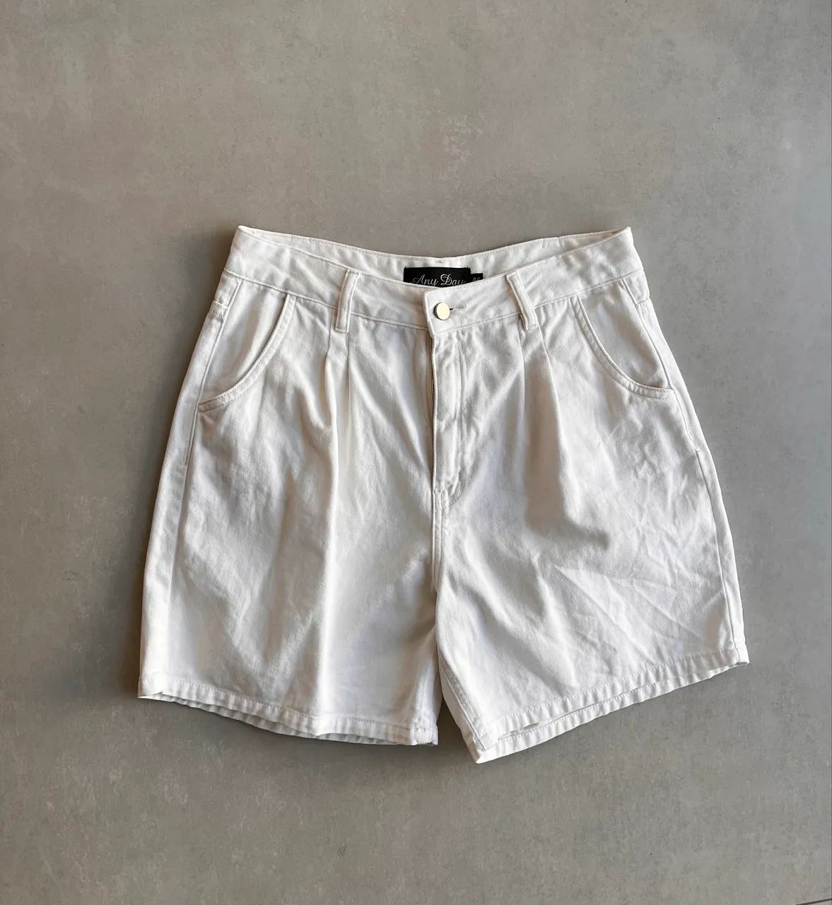 Bermuda feminina off white 44