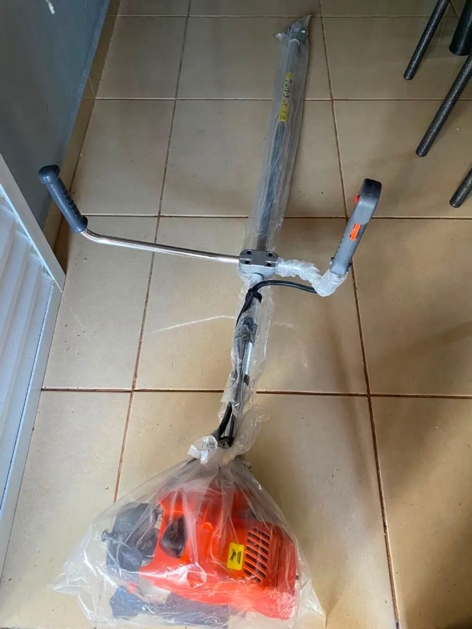 Roçadeira nova sem uso - Foto 2