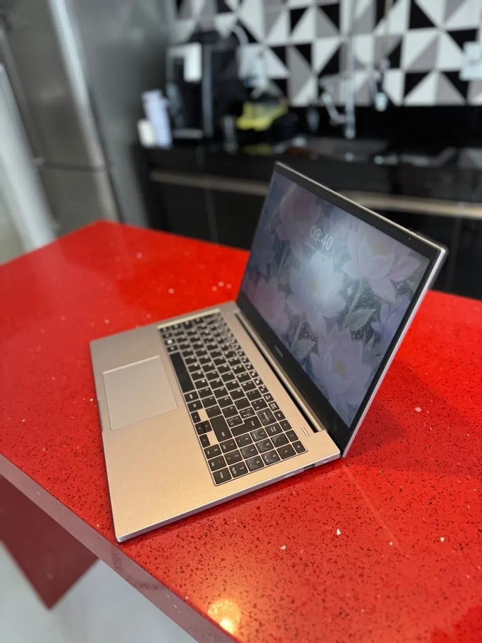 Notebook samsung com Intel I3, 8GB de RAM e 1T de armazenamento SSD - Foto 2