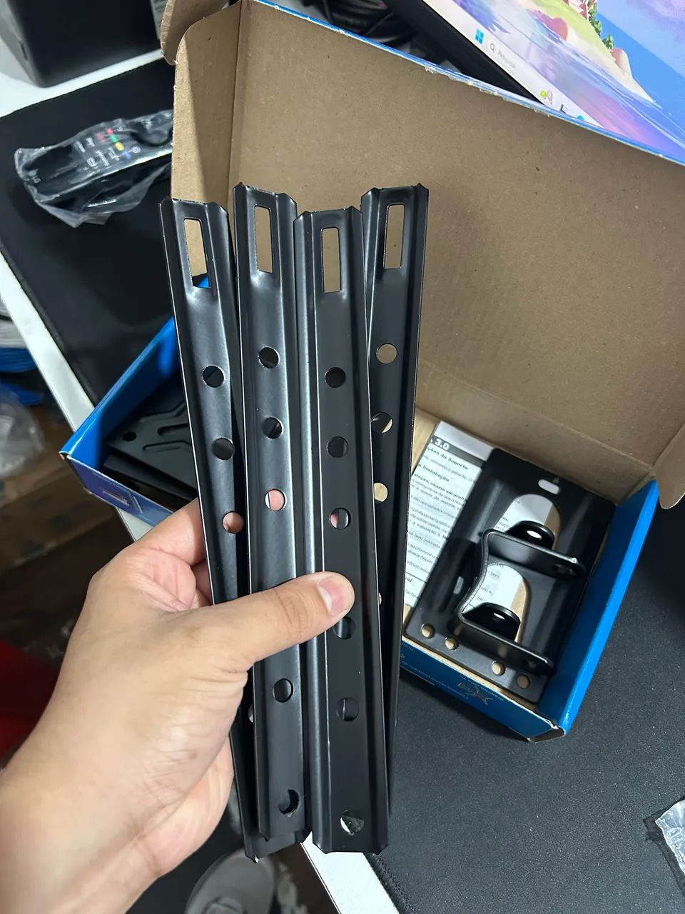 Suporte Articulado para Tv de 10 a 60 Polegadas BRA3.0 - Novo  - Foto 2