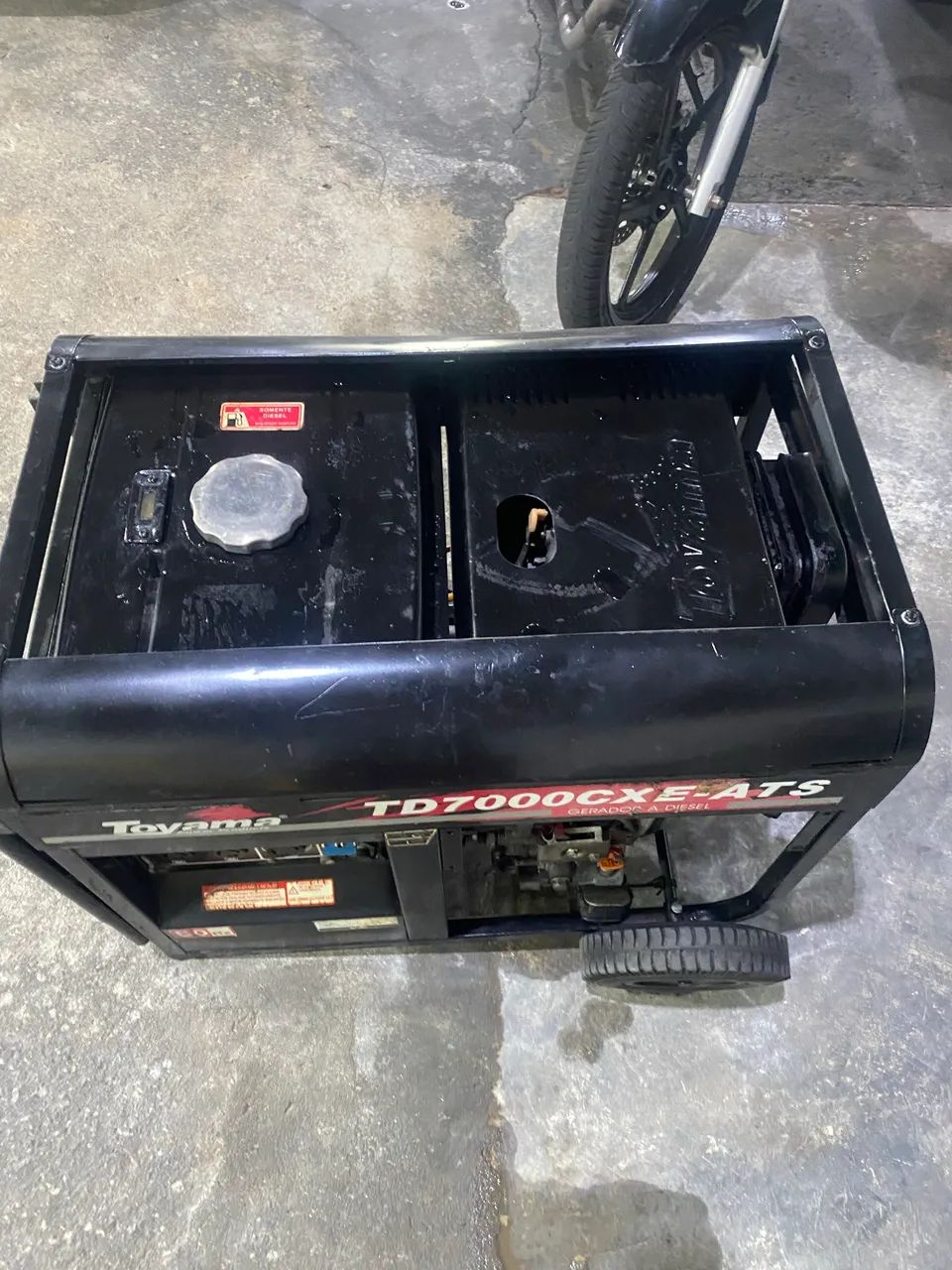 Gerador a diesel muito novo  - Foto 2