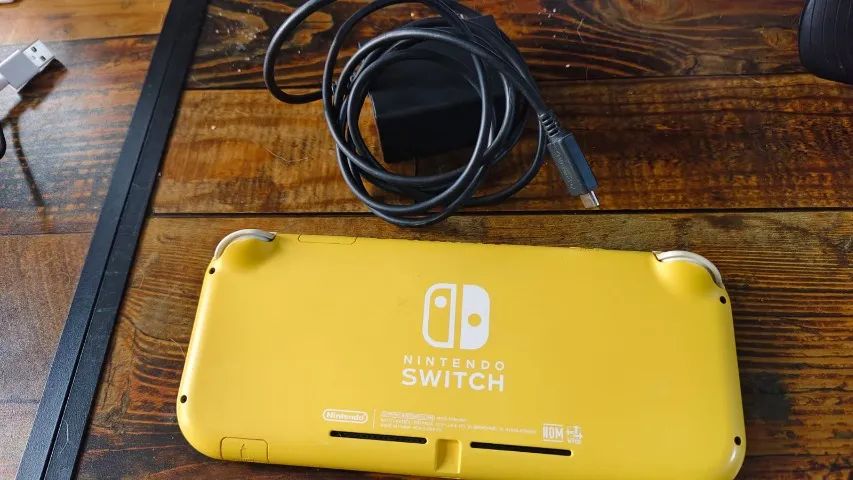 Nintendo switch Lite amarelo original - Foto 2