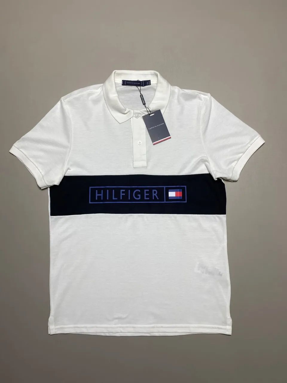 Camiseta Tommy Branco/Preto Limitado 