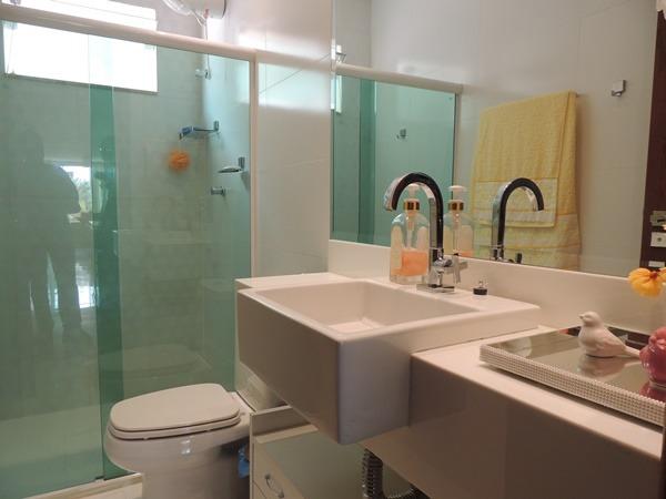 Vendo linda casa em condomínio fechado - Foto 9