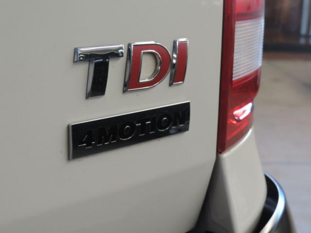 Volkswagen Amarok TRENDLINE CD 2.0 TDI 4X4 DIES AUT Automatico - Foto 3