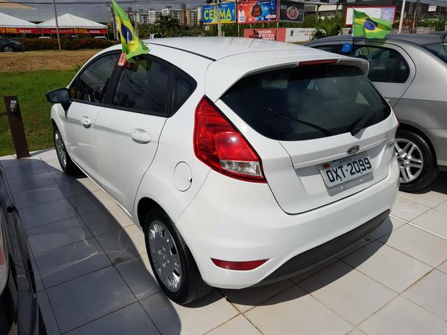 New fiesta 1.5 ano:2015 completinho novo