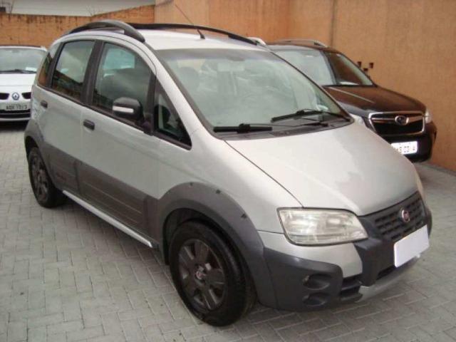 Fiat Idea 1.8 MPI Adventure Locker 4P 2010