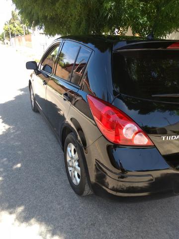 Vendo Tiida 1.8 - Foto 4