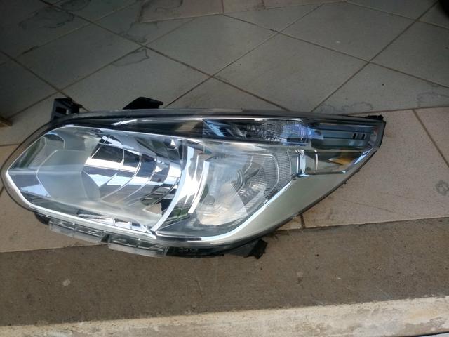 Farol spin esquerdo